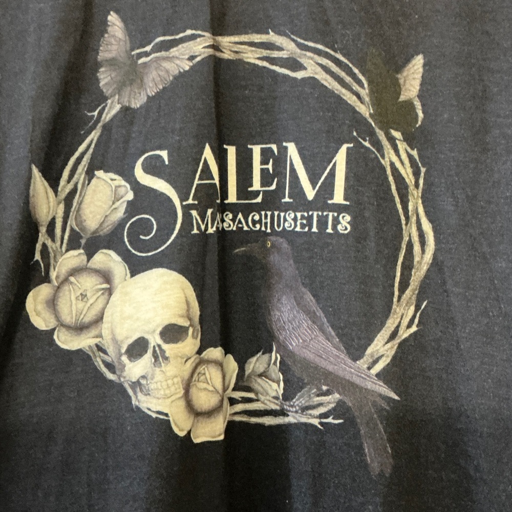 Salem Massachusetts Skull RAVEN Wreath Long Sleeve Tee - Navy - Picture 2 of 4